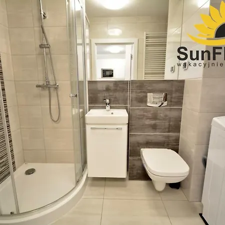 Sunflowers Apartament Morski W Kolobrzegu كولوبرزيغ